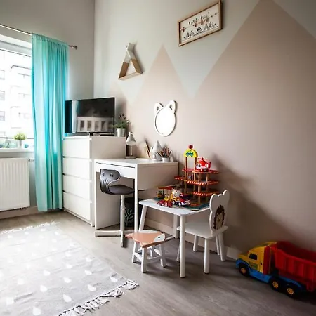 شقة Panorama De Lux Family *