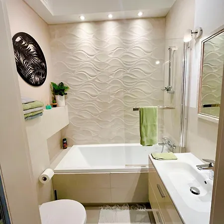 Panorama De Lux Family 아파트 코잘린